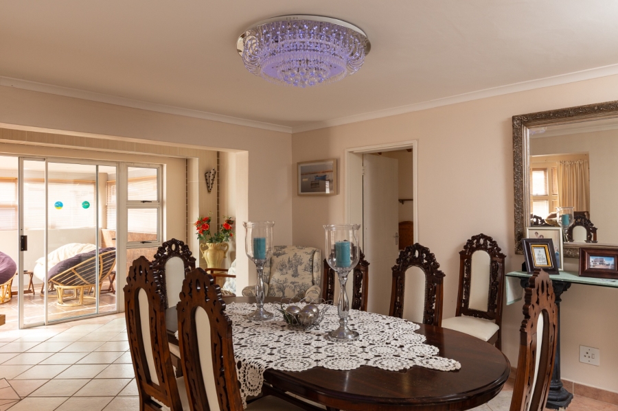 4 Bedroom Property for Sale in Port Owen Western Cape